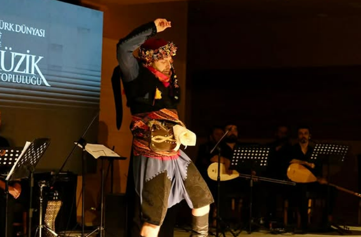 İzmir Devlet Türk Dünyası Topluluğu Deve Güreşi Festivali Açılışı