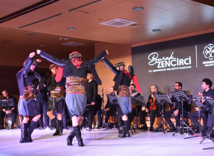 İzmir Devlet Türk Dünyası Topluluğu Anadolu Ezgileri