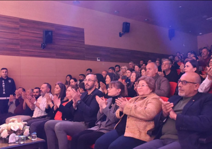 İzmir Devlet Türk Dünyası Topluluğu Anadolu Ezgileri