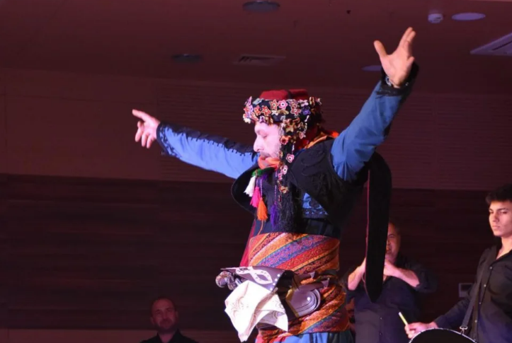 İzmir Devlet Türk Dünyası Topluluğu Anadolu Ezgileri