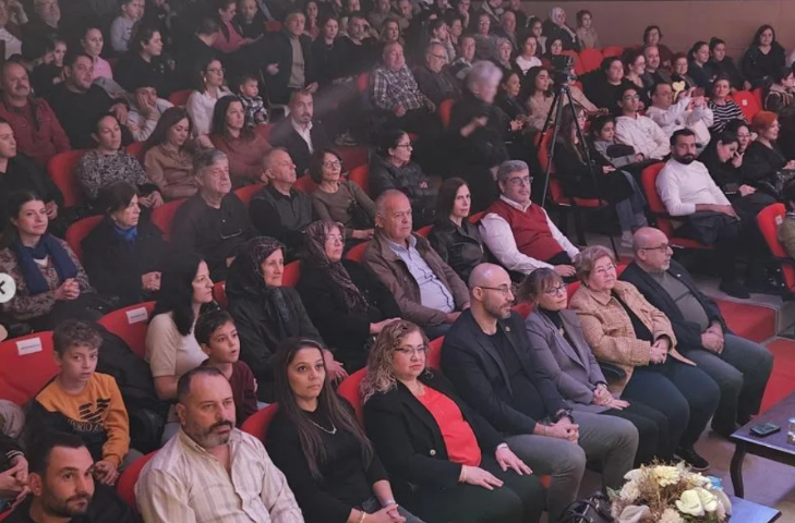 İzmir Devlet Türk Dünyası Topluluğu Anadolu Ezgileri