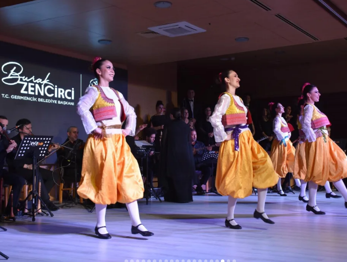 İzmir Devlet Türk Dünyası Topluluğu Anadolu Ezgileri